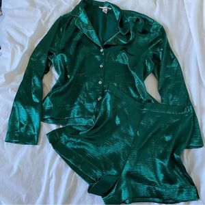 Victoria’s Secret Pajama Lounge Set